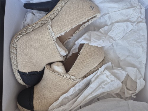 샤넬 에스파듀 힐 37.5 베이지/블랙  225-230